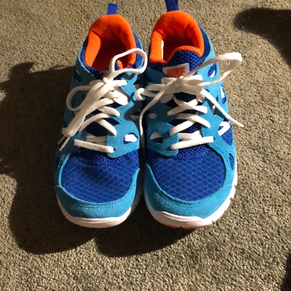 Nike boys sneakers